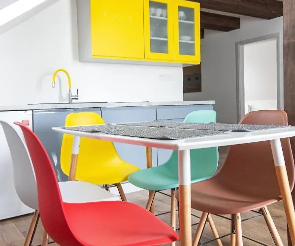 Pod Klingerom Διαμέρισμα *