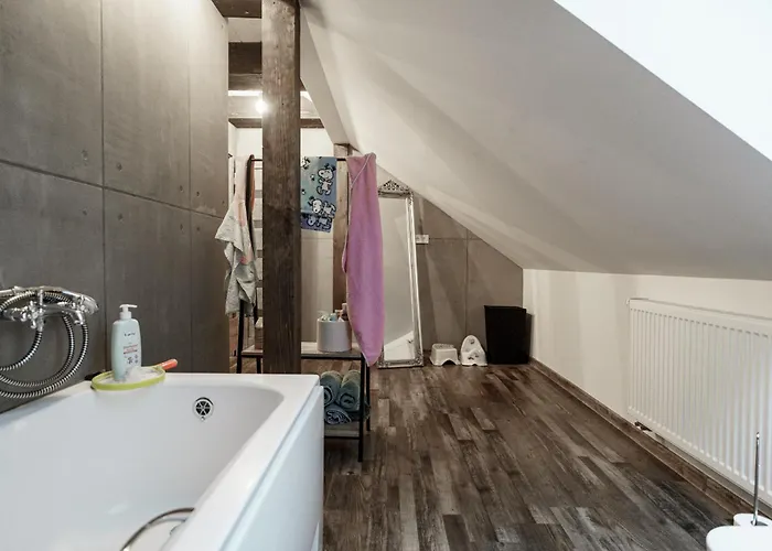 Pod Klingerom 아파트 Banská Štiavnica